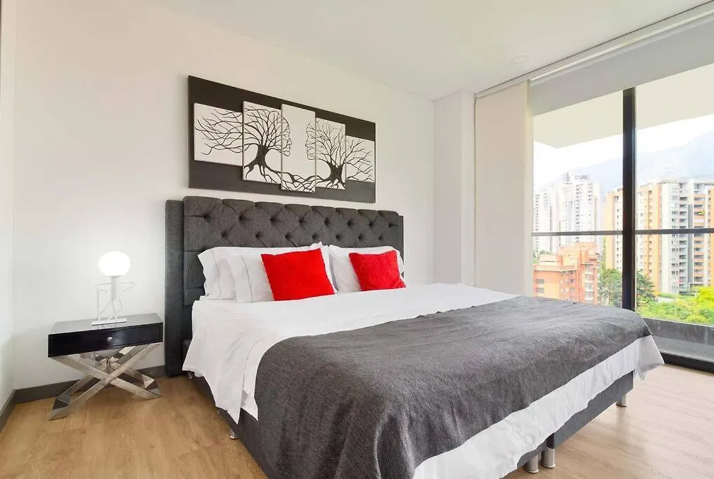 Suite 1304 El Poblado Con Espectacular Vista Medellin Apartment